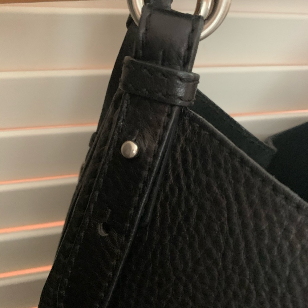 Cole Haan beautiful black leather pebble finished purse 2 braided handles.. - Picture 2 of 9